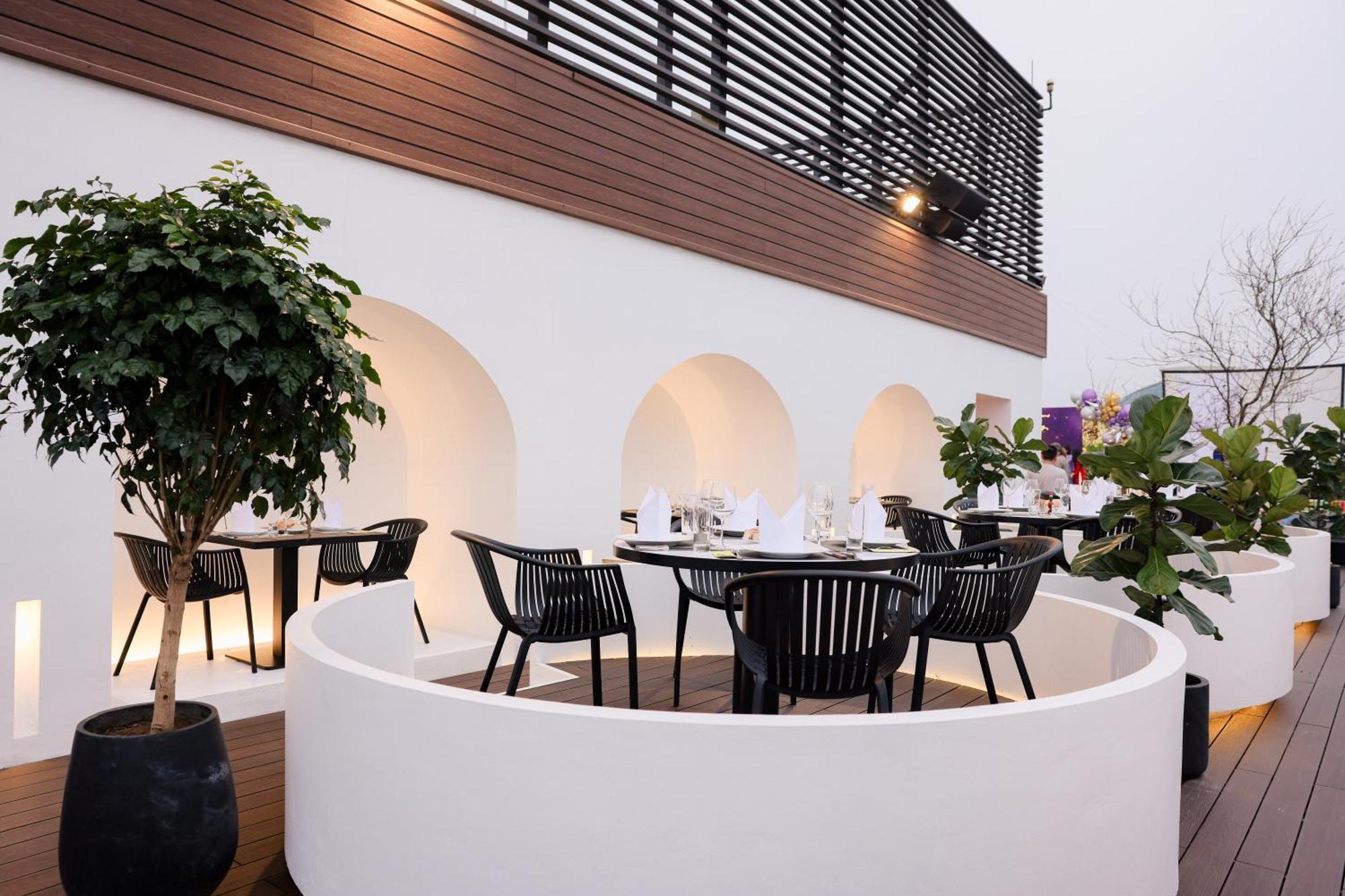 Somerset West Point Hanoi Exterior photo